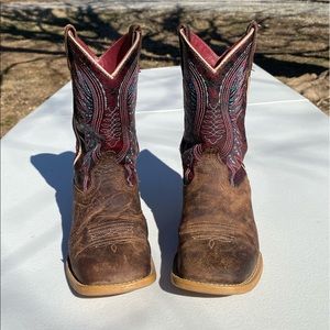 Ariat cowgirl boots